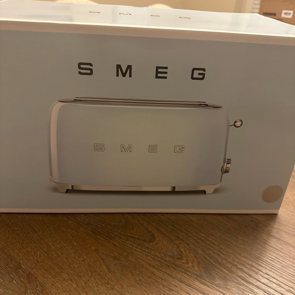 SMEG 4 slice steel toaster